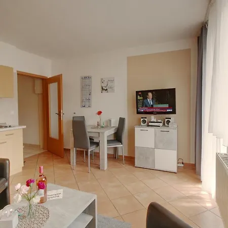 Appartement 107, Meerweh